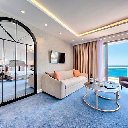באר Apart Hotel Kalamper מראה חיצוני תמונה