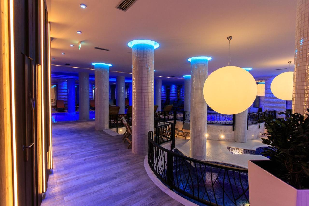 באר Apart Hotel Kalamper מראה חיצוני תמונה