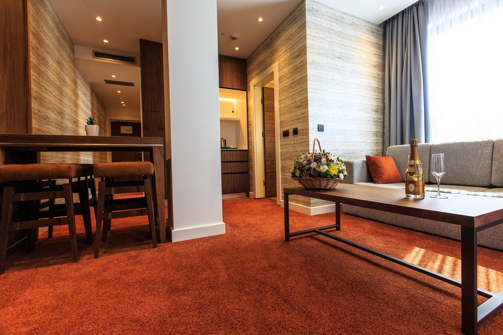 באר Apart Hotel Kalamper מראה חיצוני תמונה